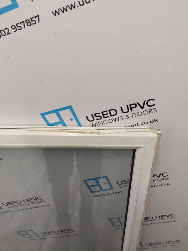 Used White Upvc Caravan Window 1400mm x 1190mm C5033 - Image 4