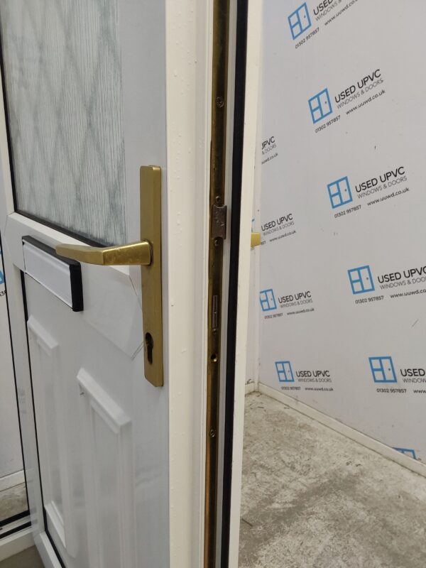 Used White Upvc Front Door 900mm x 2045mm (Reduce To 880mm) 0801 - Image 5
