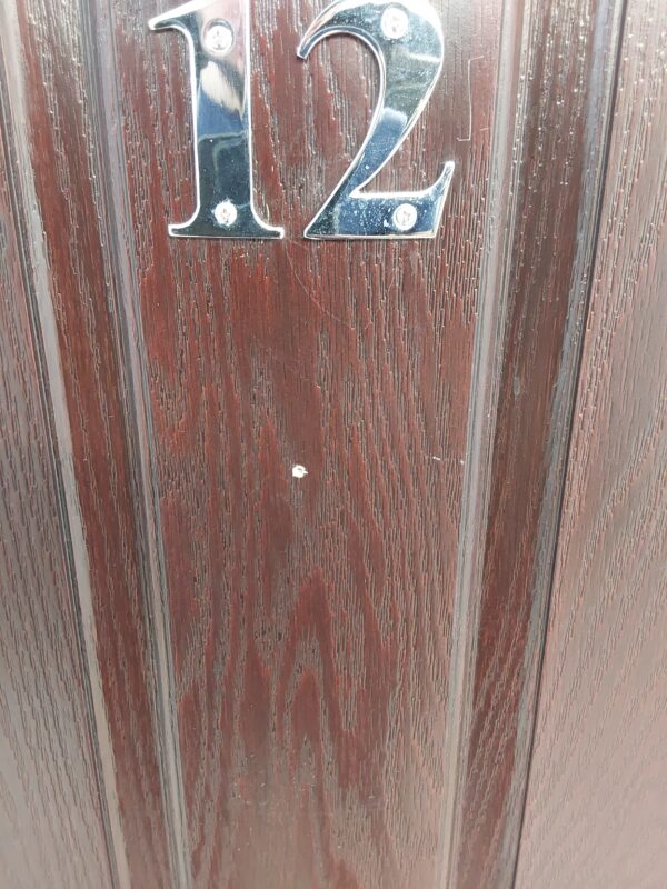 Used Brown Composite Front Door 895mm x 2035mm 0755 - Image 7