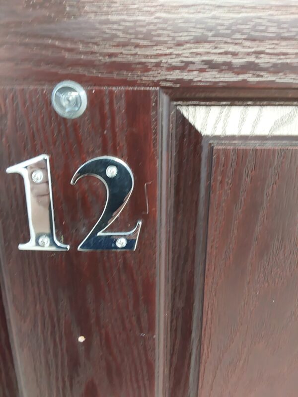 Used Brown Composite Front Door 895mm x 2035mm 0755 - Image 8