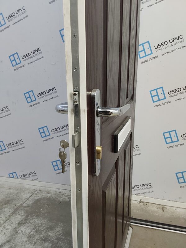 Used Brown Composite Front Door 895mm x 2035mm 0755 - Image 5