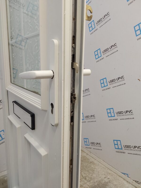 Used White Upvc Front Door 890mm x 2045mm (Reduce To 865mm) 0209 - Image 5