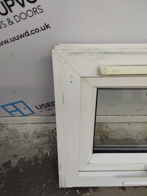 Used White Upvc Window 600mm x 420mm W0239 - Image 4