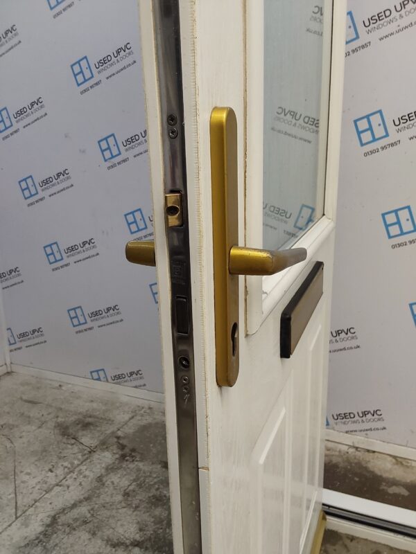 Used White Composite Front Door 935mm x 2080mm C6020 - Image 5