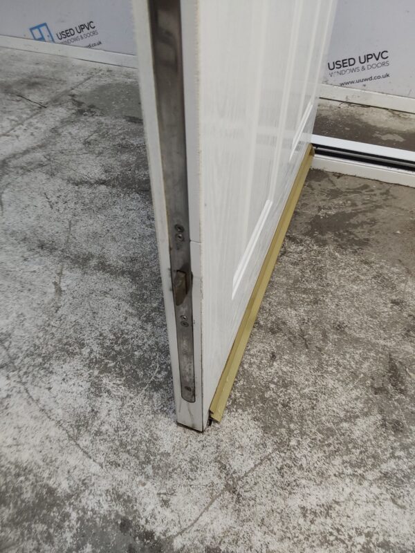 Used White Composite Front Door 935mm x 2080mm C6020 - Image 6