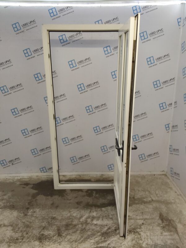 Used White Upvc Front Door 895mm x 2065mm C7D007 - Image 3