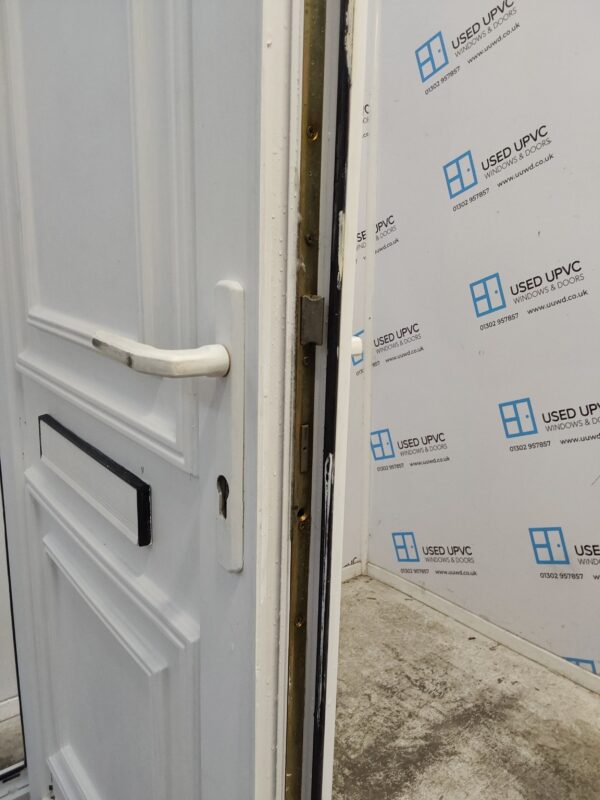 Used White Upvc Front Door 840mm x 2005mm C7D012 - Image 5