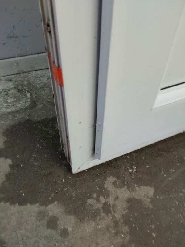 Used White Upvc Front Door And Side Panel 1360mm x 2035mm DS033 - Image 7