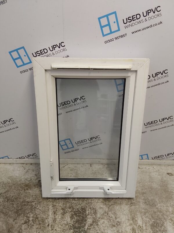 Used White Upvc Window 590mm x 850mm C3163 - Image 3