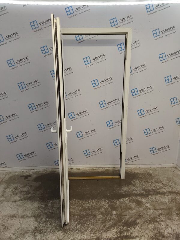 Used White Upvc Front Door 915mm x 2010mm (Reduce To 900mm) C7D015 - Image 3
