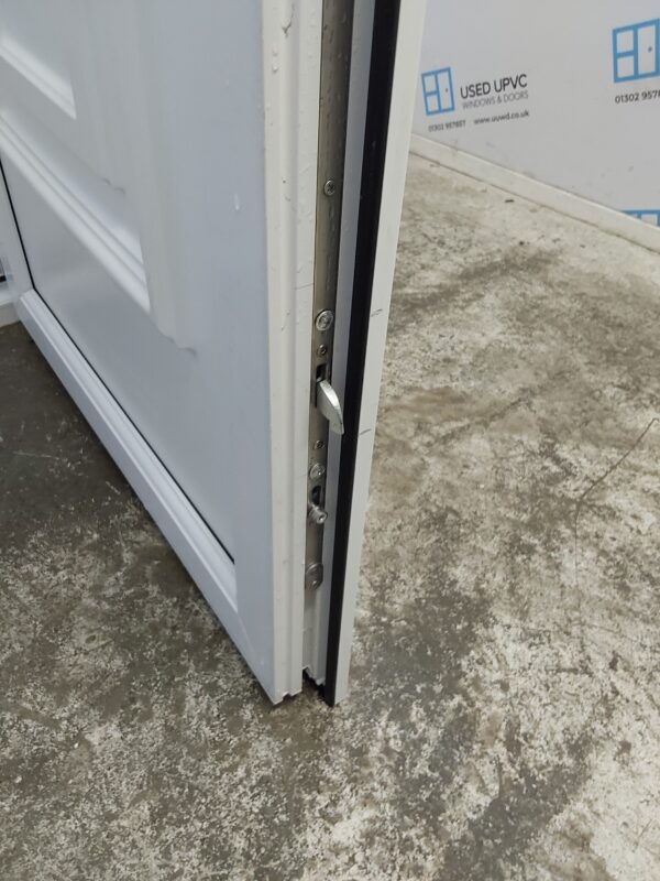 Used White Upvc Front Door 915mm x 2055mm (Reduce To 900mm) C7D022 - Image 6