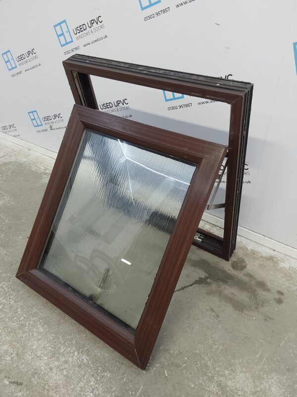 Used Woodgrain Upvc Window 635mm x 720mm C4W056 - Image 4
