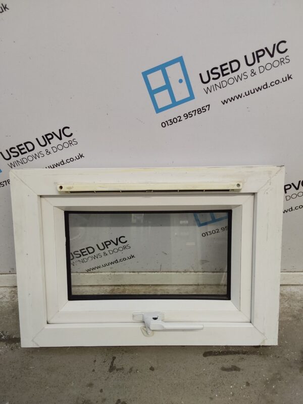 Used White Upvc Window 605mm x 420mm W0356 - Image 2