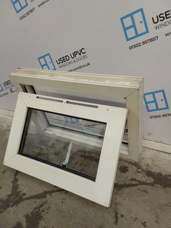 Used White Upvc Window 605mm x 415mm W0364 - Image 3