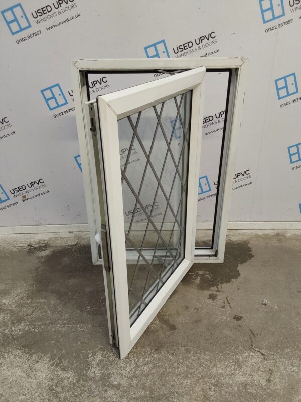 Used White Upvc Window 610mm x 880mm C4W135 - Image 3