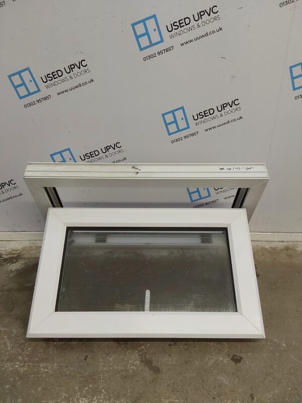 Used White Upvc Window 830mm x 510mm C4W143 - Image 4