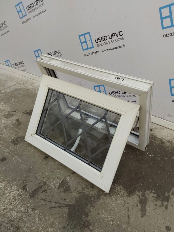 Used White Upvc Window 575mm x 420mm W0379 - Image 3