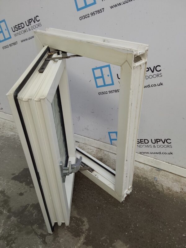 Used White Upvc Window 590mm x 420mm W0381 - Image 5