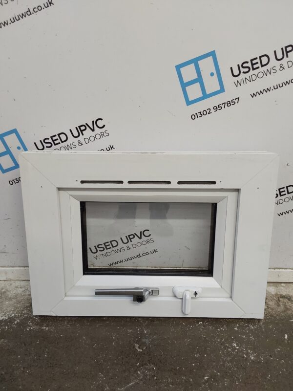 Used White Upvc Window 585mm x 420mm W0223 - Image 2
