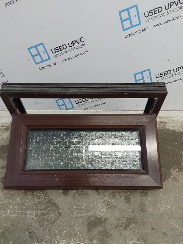 Used Woodgrain Upvc Window 695mm x 365mm W0250 - Image 3