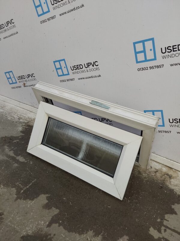 Used White Upvc Window 670mm x 370mm W0382 - Image 4