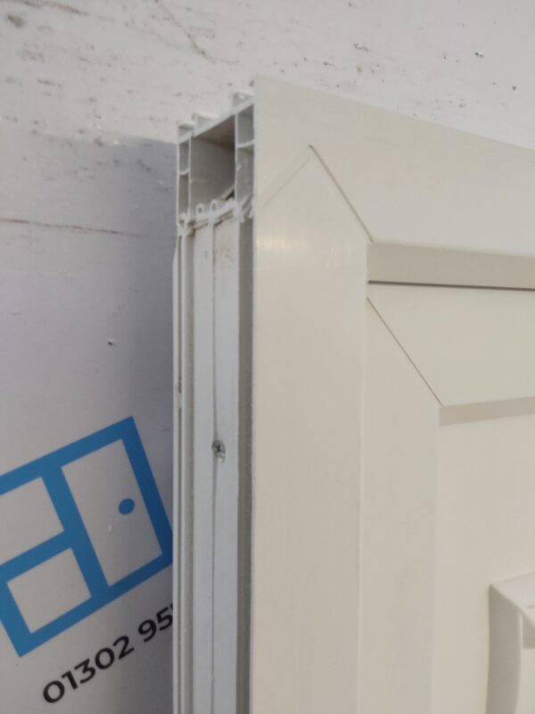 Used White Upvc Front Door 925mm x 2020mm 0830 - Image 5