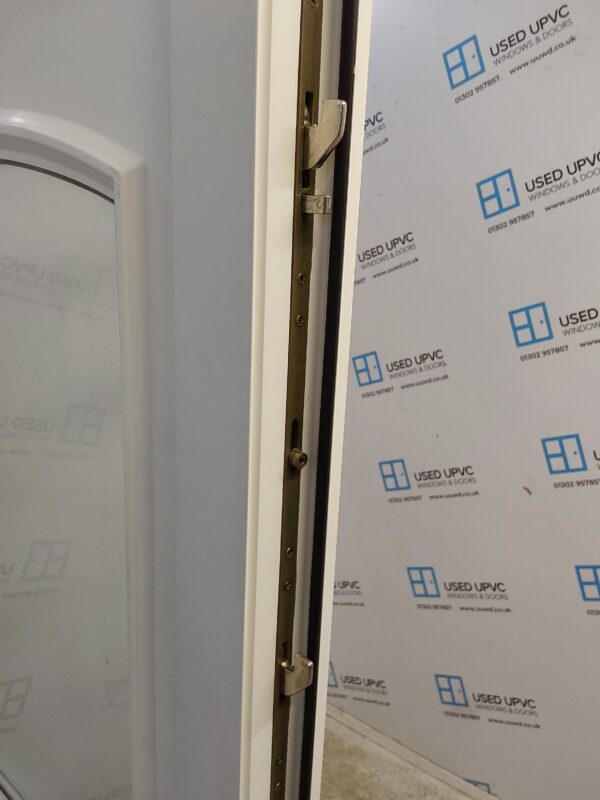 Used White Upvc Front Door 855mm x 2035mm 0591 - Image 5