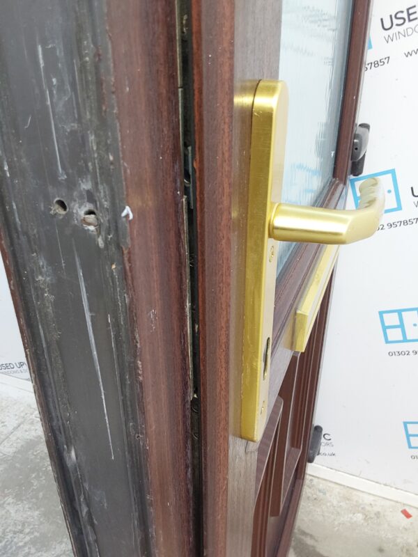Used Woodgrain Upvc Front Door 855mm x 2065mm 0099 - Image 7