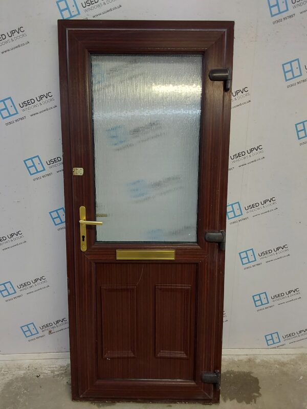 Used Woodgrain Upvc Front Door 855mm x 2065mm 0099 - Image 2