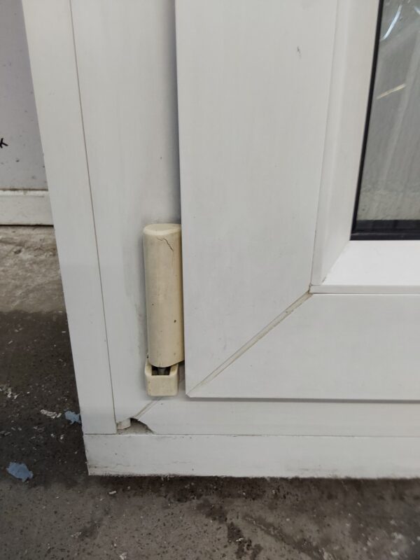Used White Upvc Tilt And Turn Window 505mm x 1210mm (reduce to 485mm) C2B002 - Image 5