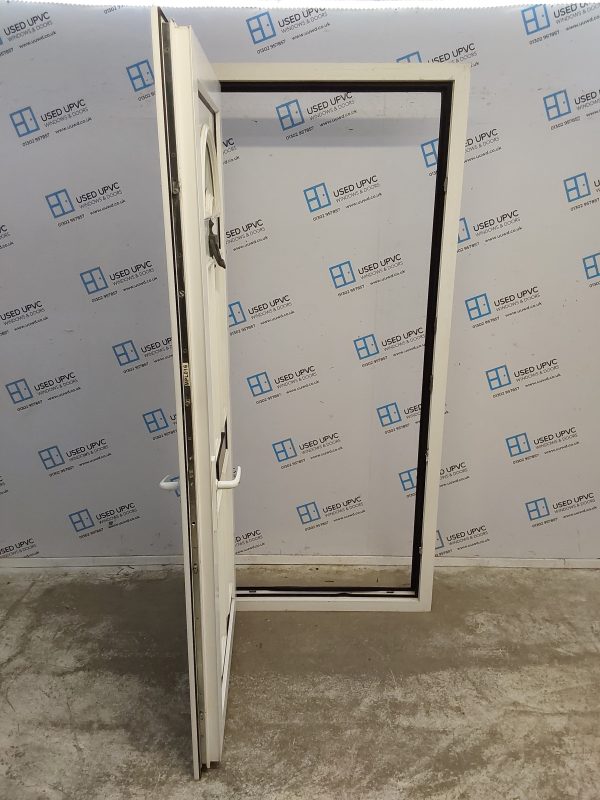 Used White Upvc Front Door 890mm x 2055mm 0123 - Image 3