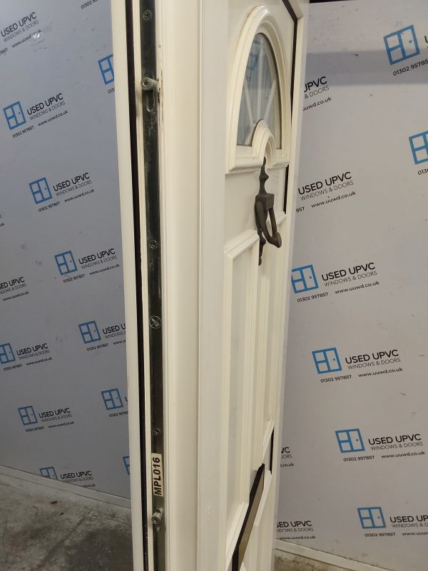 Used White Upvc Front Door 890mm x 2055mm 0123 - Image 4