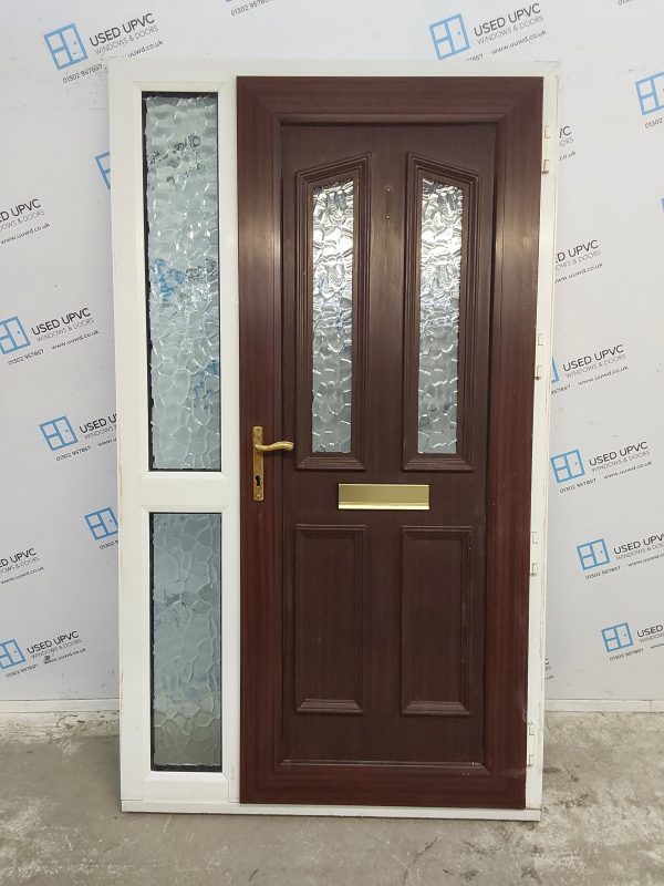 Used Woodgrain Upvc Front Door And Side Panel 1215mm x 2105mm DS011 - Image 2