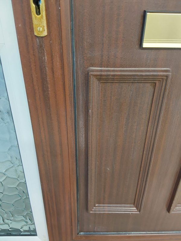 Used Woodgrain Upvc Front Door And Side Panel 1215mm x 2105mm DS011 - Image 15