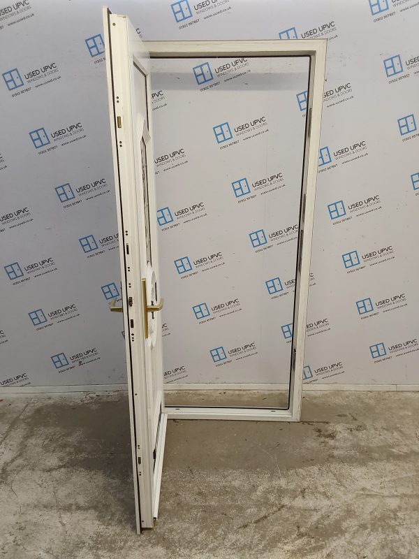 Used White Upvc Front Door 900mm x 2060mm 0027 - Image 3