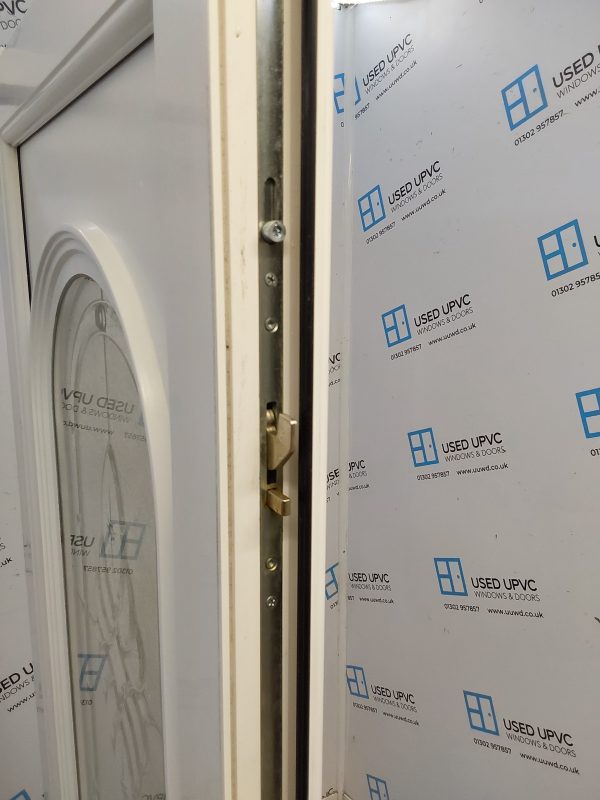 Used White Upvc Front Door 870mm x 2015mm C6022 - Image 4