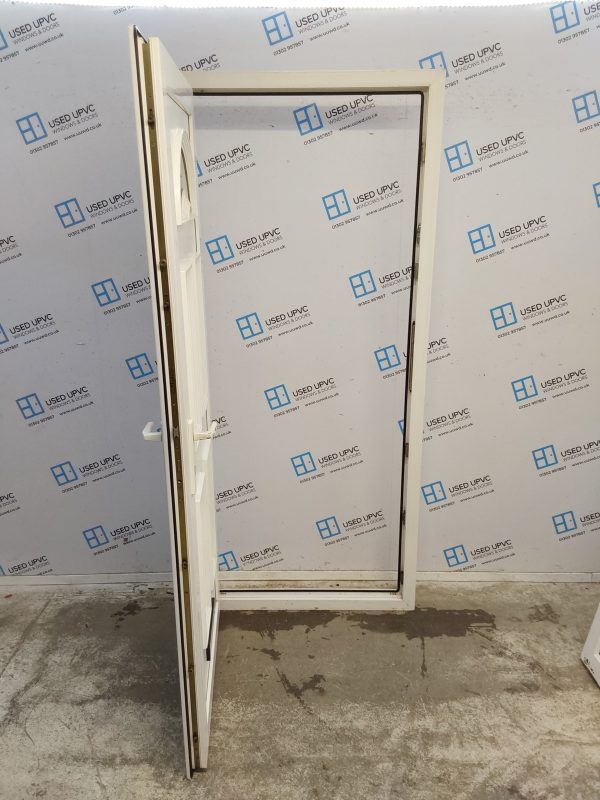 Used White Upvc Front Door 910mm x 2080mm C6066 - Image 3