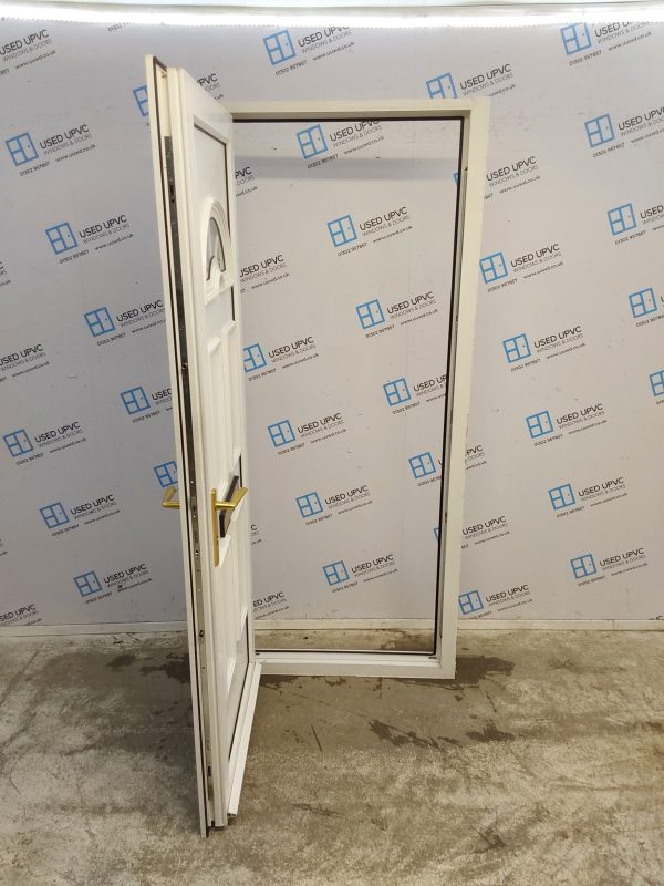 Used White Upvc Front Door 860mm x 2025mm C7D022 - Image 3