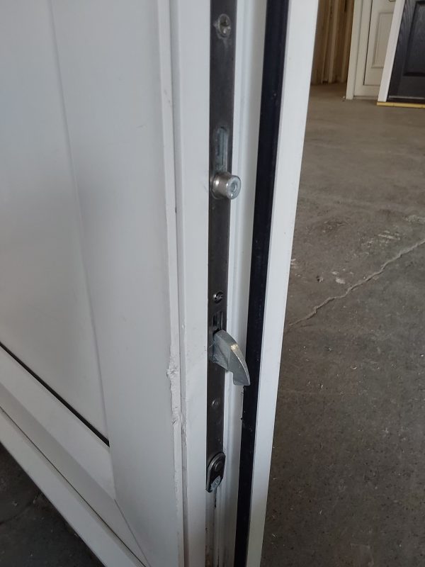Used White Upvc Front Door And Toplight 865mm x 2545mm (reduce to 835mm) 0503 - Image 6