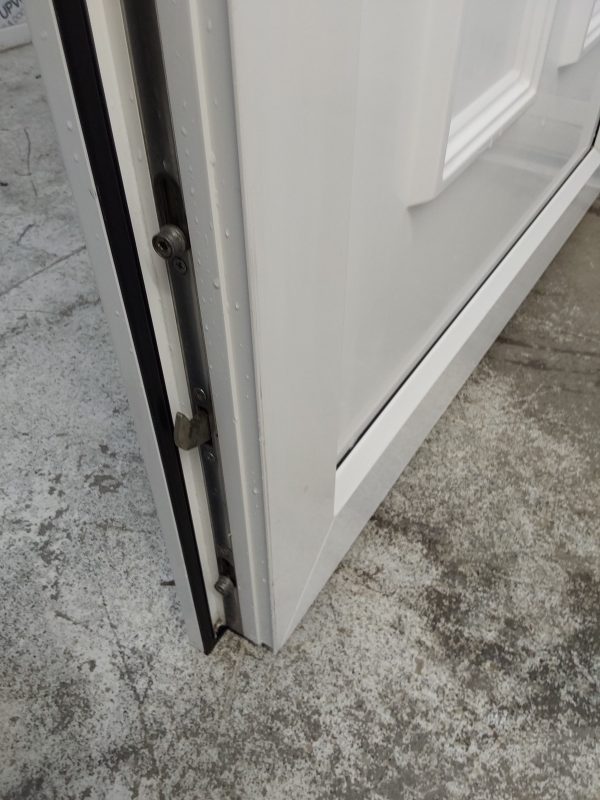 Used White Upvc Front Door 1000mm x 2060mm C7D030 - Image 6