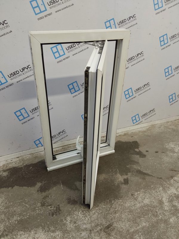 Used White Upvc Window 625mm x 1035mm C2002 - Image 3