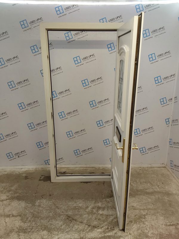 Used White Upvc Front Door 920mm x 2040mm 0669 - Image 3
