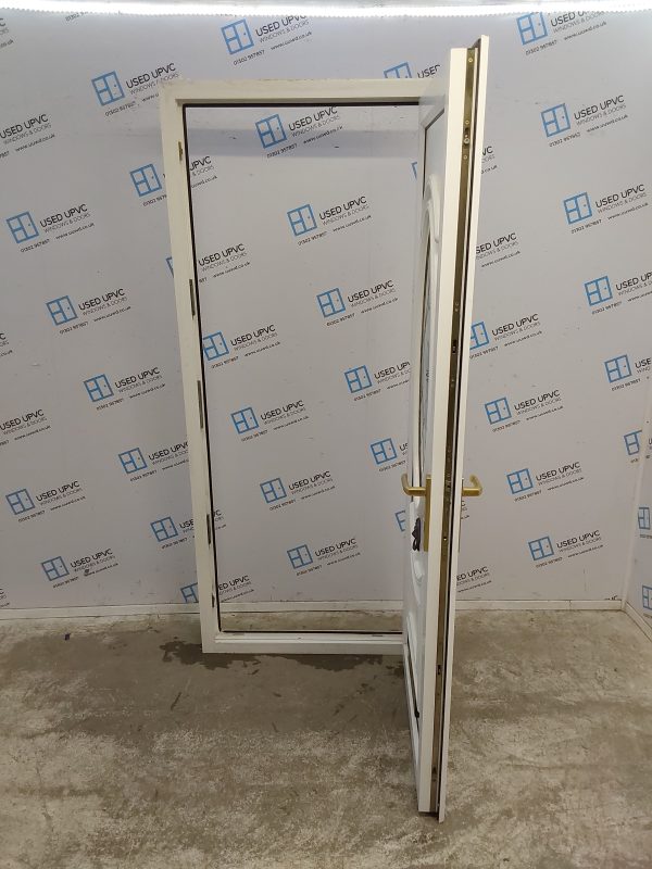 Used White Upvc Front Door 880mm x 2065mm 0613 - Image 3