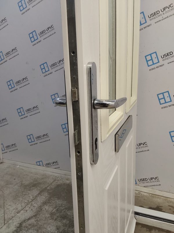 Used White Composite Front Door 930mm x 2090mm 0348 - Image 5