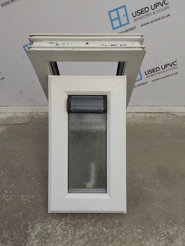 Used White Upvc Window 370mm x 630mm W0190 - Image 4