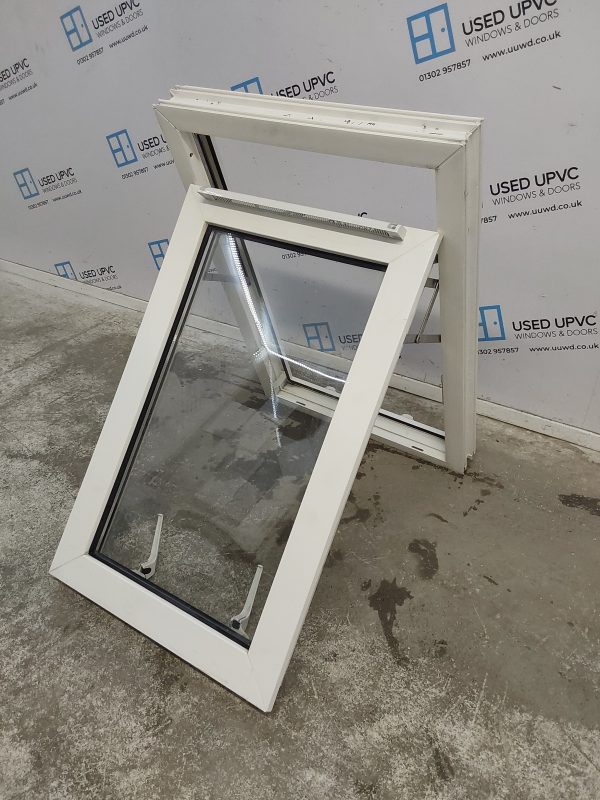 Used White Upvc Window 585mm x 855mm C4W174 - Image 3
