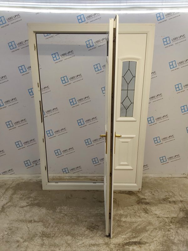 Used White Upvc Front Door And Side Panel 1365mm x 2090mm (Reduce To 2070mm) DS007 - Image 3
