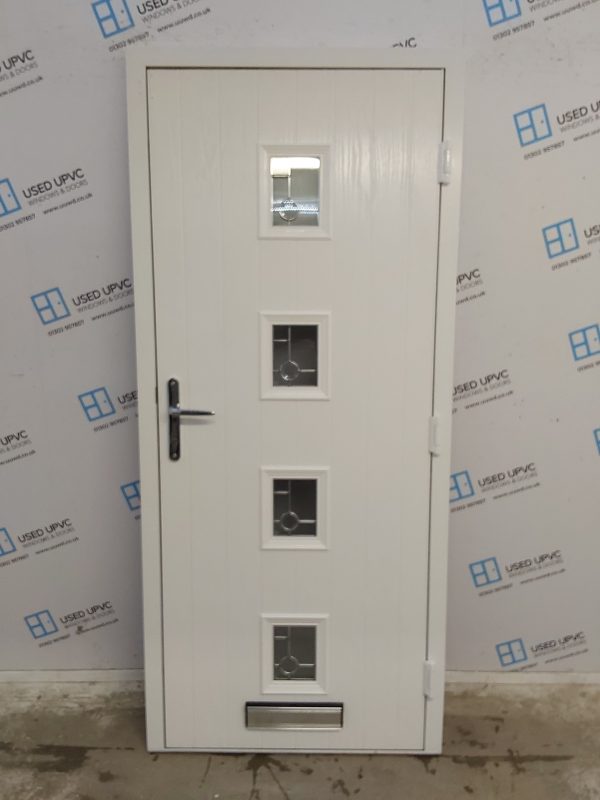 Used Red Composite Front Door 900mm x 2030mm 0754 - Image 2