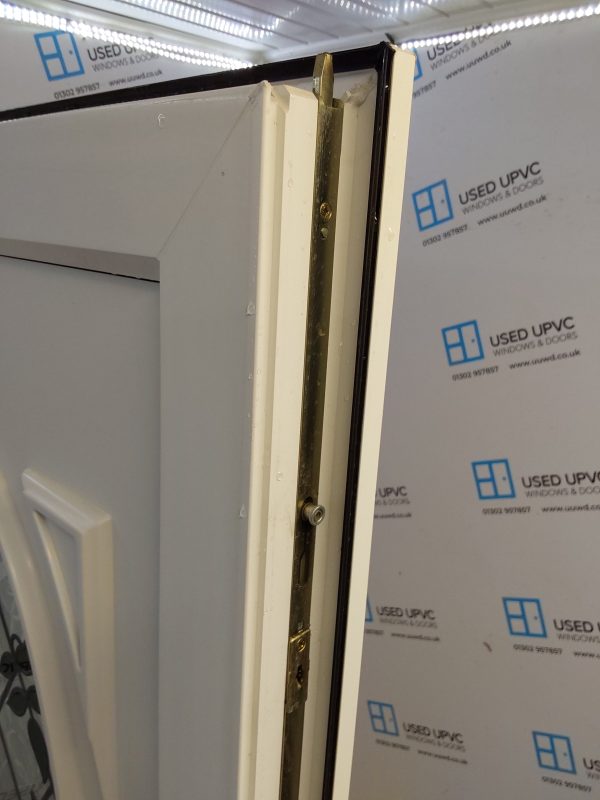 Used White Upvc Front Door 905mm x 2110mm 0764 - Image 5