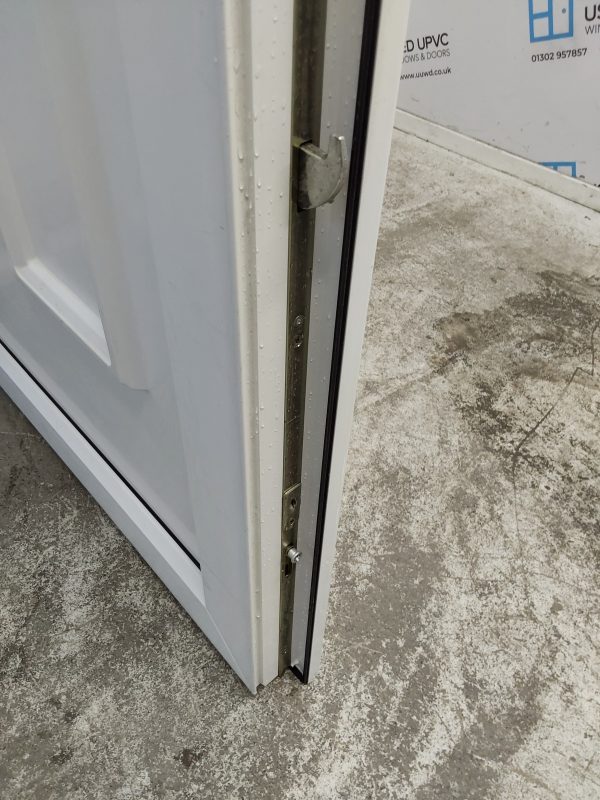Used White Upvc Front Door 905mm x 2110mm 0764 - Image 7